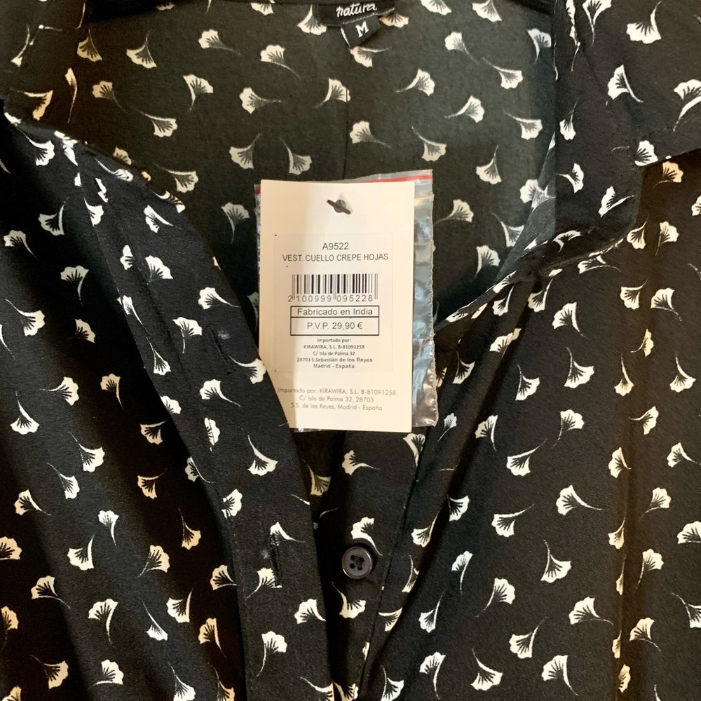 Black dress with floral print. - Picture 7 of 7